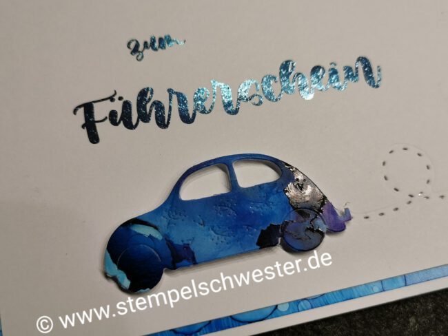 Führerschein_blau_blaues Auto (2